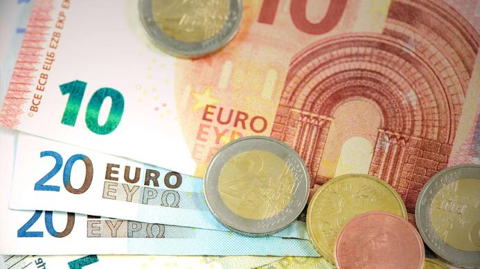 Sommerpraktikum für Jugendliche - Beiträge für Unternehmen mit weniger als 20 Beschäftigten Sommerpraktikum für Jugendliche - Beiträge für Unternehmen mit weniger als 20 Beschäftigten