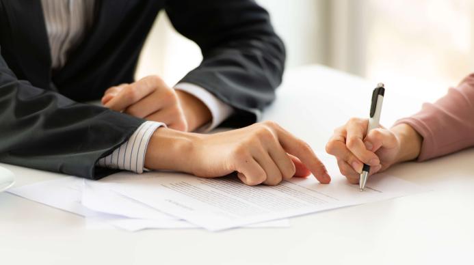 Vorzeitige Auflösung eines befristeten Arbeitsvertrags: Wichtige Informationen Vorzeitige Auflösung eines befristeten Arbeitsvertrags: Wichtige Informationen