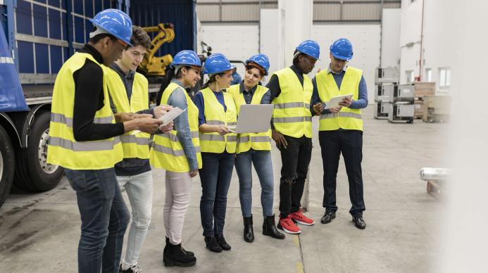 Zusatzgenehmigung für Minderjährige im Betrieb Zusatzgenehmigung für Minderjährige im Betrieb